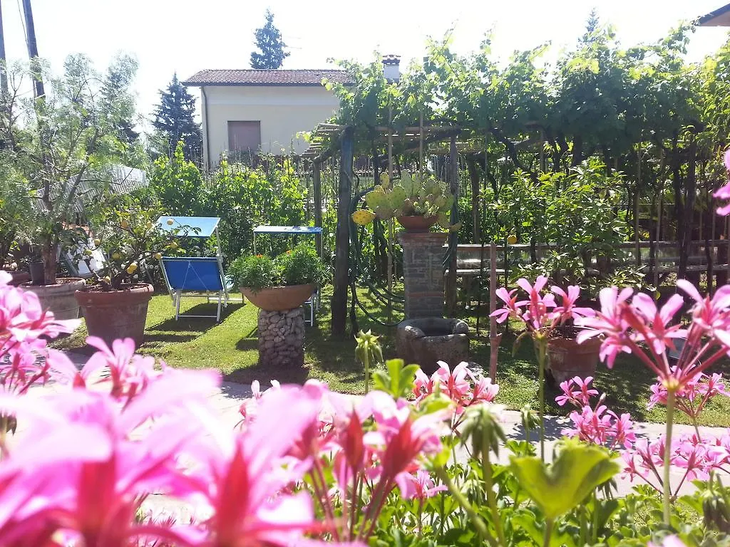 Villa Celeste Lucques 0*,  Italie